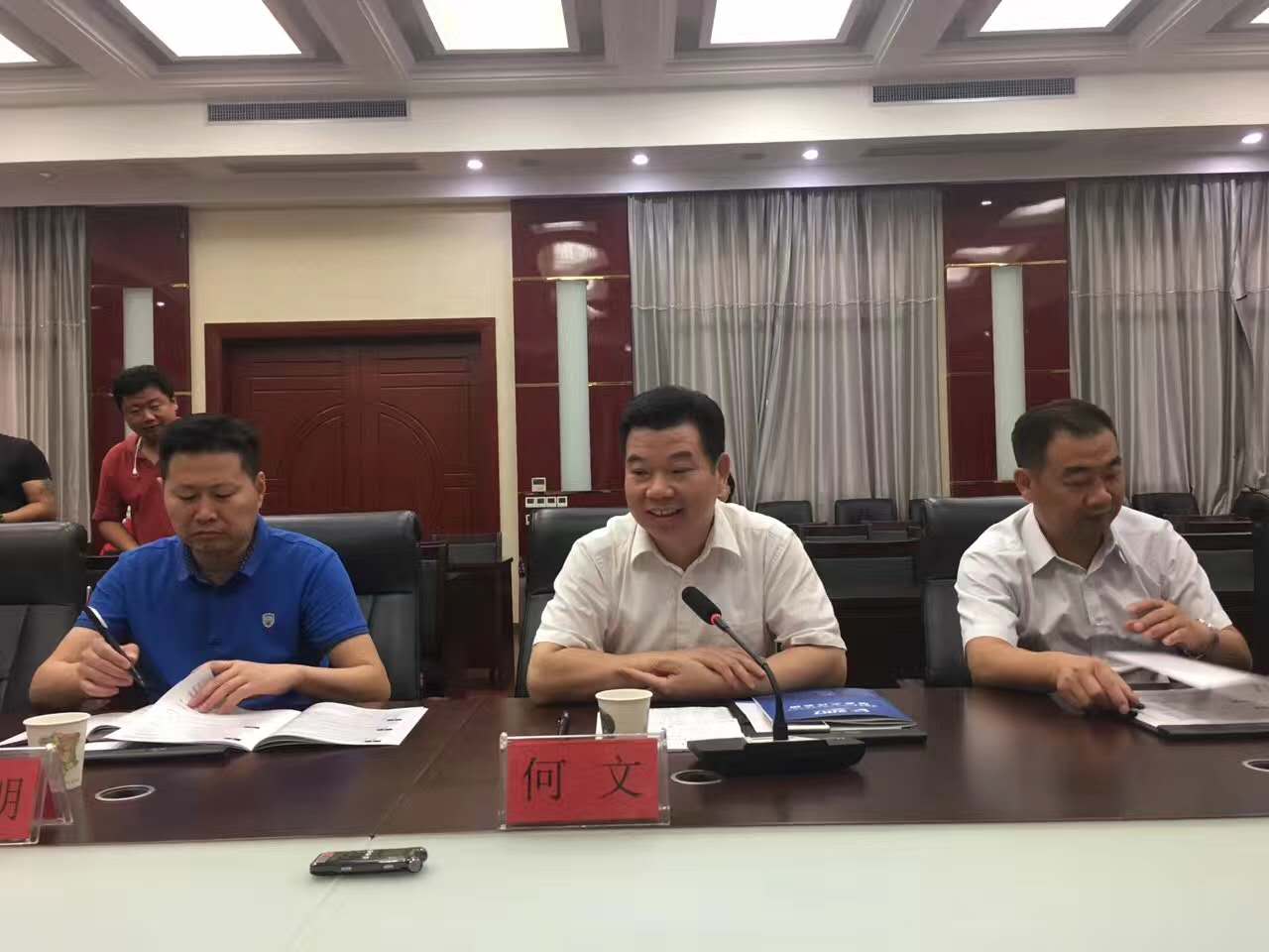第十七届华创会加拿大代表团走进鄂州
